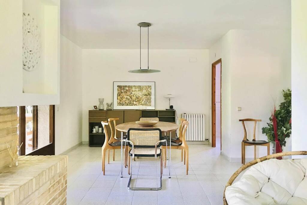 Casa mediterránea con gran jardín y piscina a 500 m de la playa Roda de Bará Exterior foto