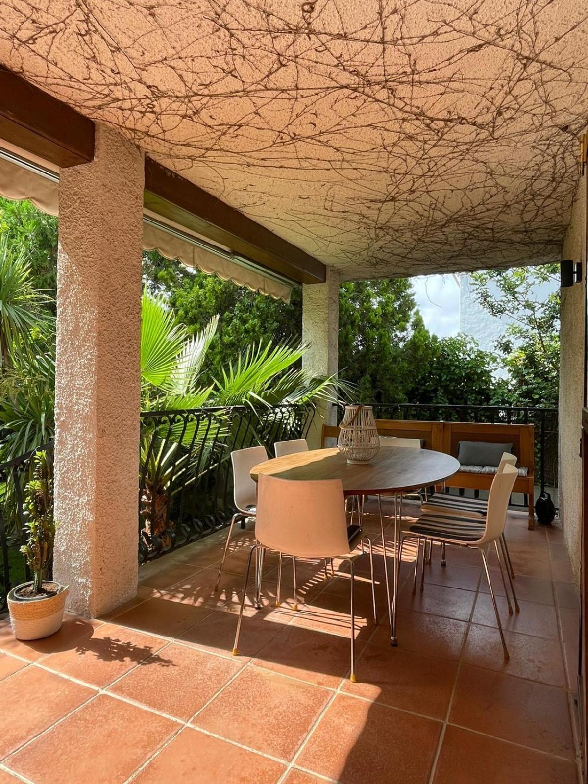 Casa mediterránea con gran jardín y piscina a 500 m de la playa Roda de Bará Exterior foto